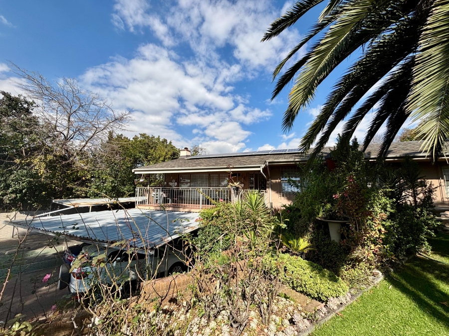 5 Bedroom Property for Sale in Blairgowrie Gauteng