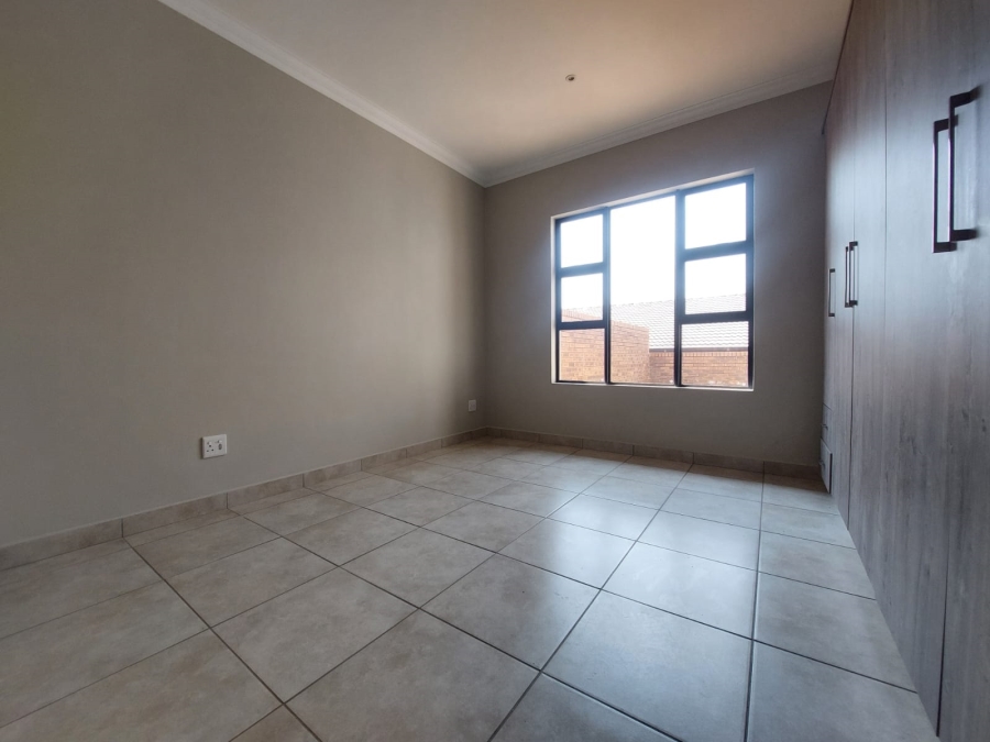 3 Bedroom Property for Sale in Six Fountains Residential Estate Gauteng