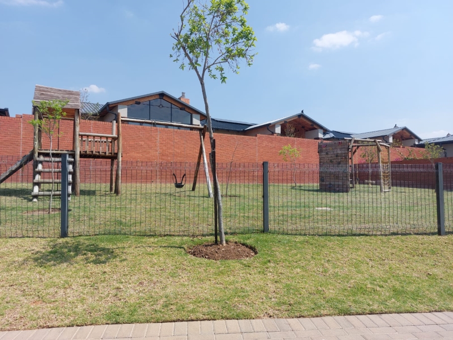 3 Bedroom Property for Sale in Six Fountains Residential Estate Gauteng