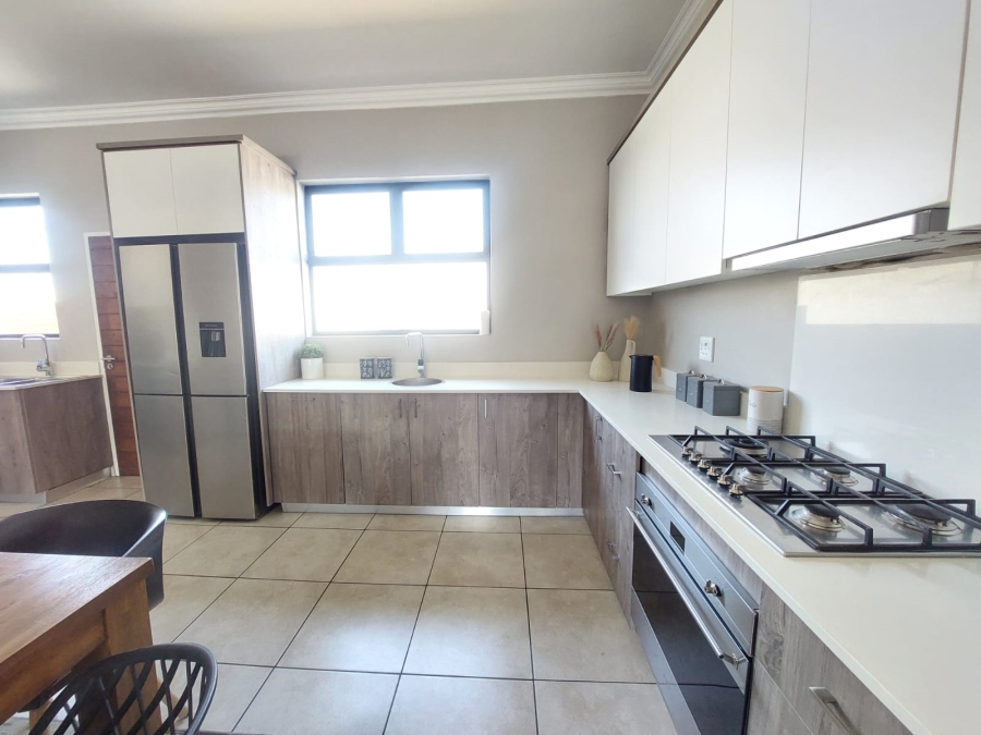 3 Bedroom Property for Sale in Six Fountains Residential Estate Gauteng