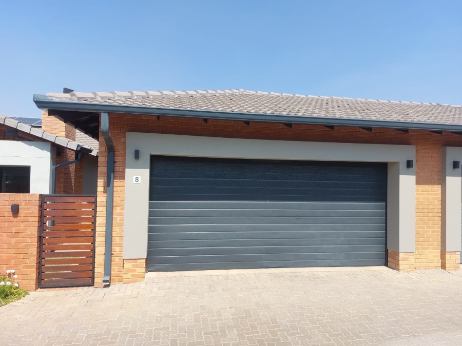3 Bedroom Property for Sale in Six Fountains Residential Estate Gauteng