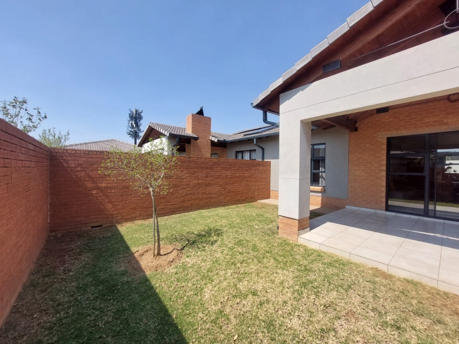 3 Bedroom Property for Sale in Six Fountains Residential Estate Gauteng