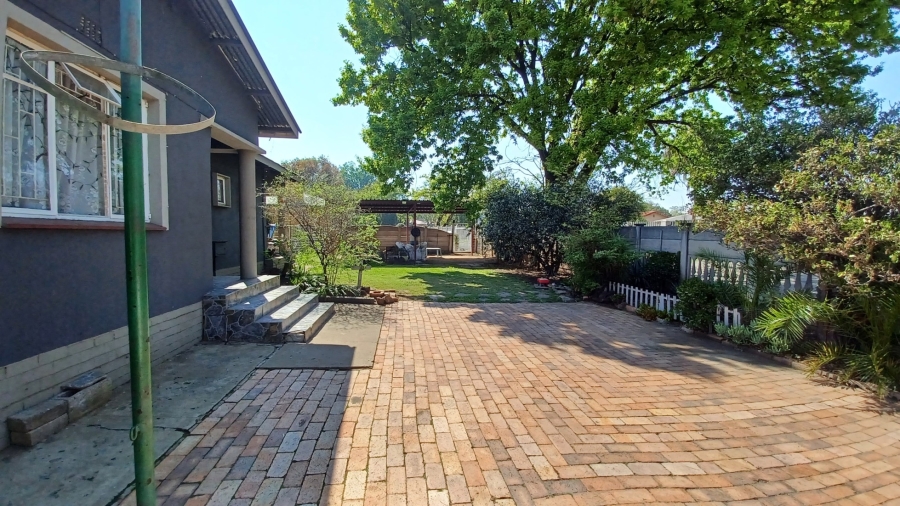 3 Bedroom Property for Sale in Vanderbijlpark SW 5 Gauteng