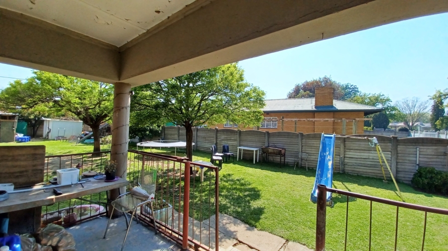 3 Bedroom Property for Sale in Vanderbijlpark SW 5 Gauteng