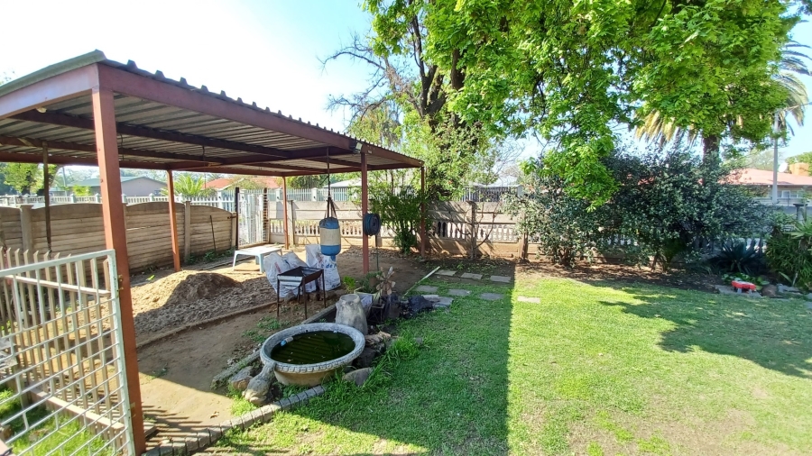 3 Bedroom Property for Sale in Vanderbijlpark SW 5 Gauteng