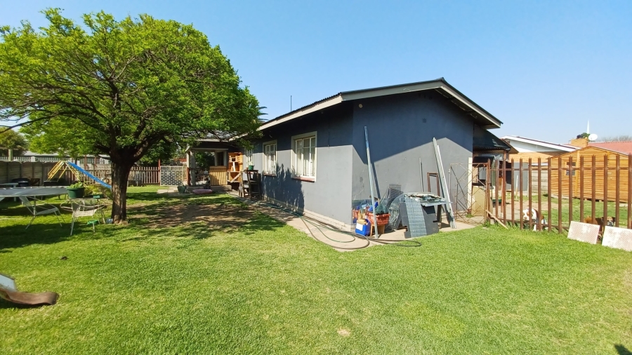 3 Bedroom Property for Sale in Vanderbijlpark SW 5 Gauteng