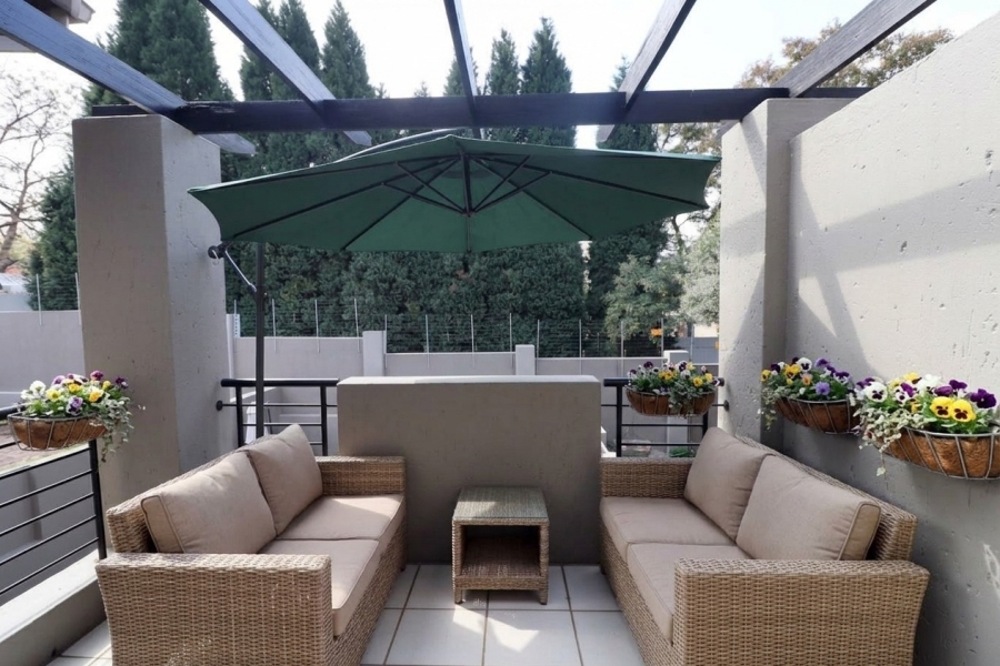 2 Bedroom Property for Sale in Bryanston Gauteng