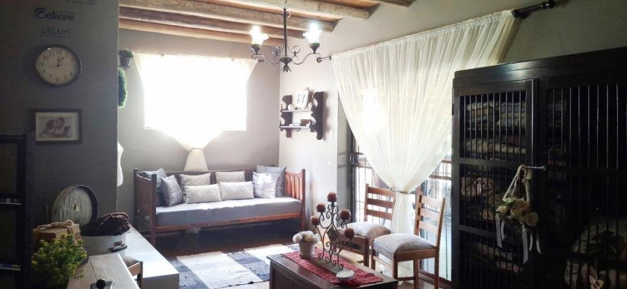 4 Bedroom Property for Sale in Kameelfontein Gauteng