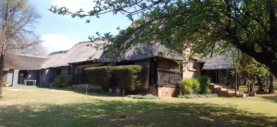 4 Bedroom Property for Sale in Kameelfontein Gauteng