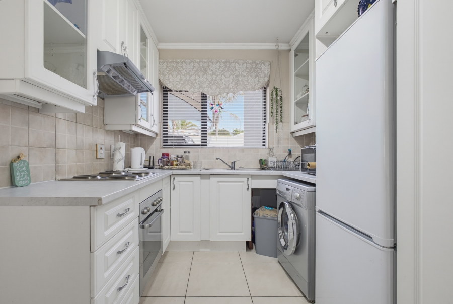 2 Bedroom Property for Sale in Hurlyvale Gauteng