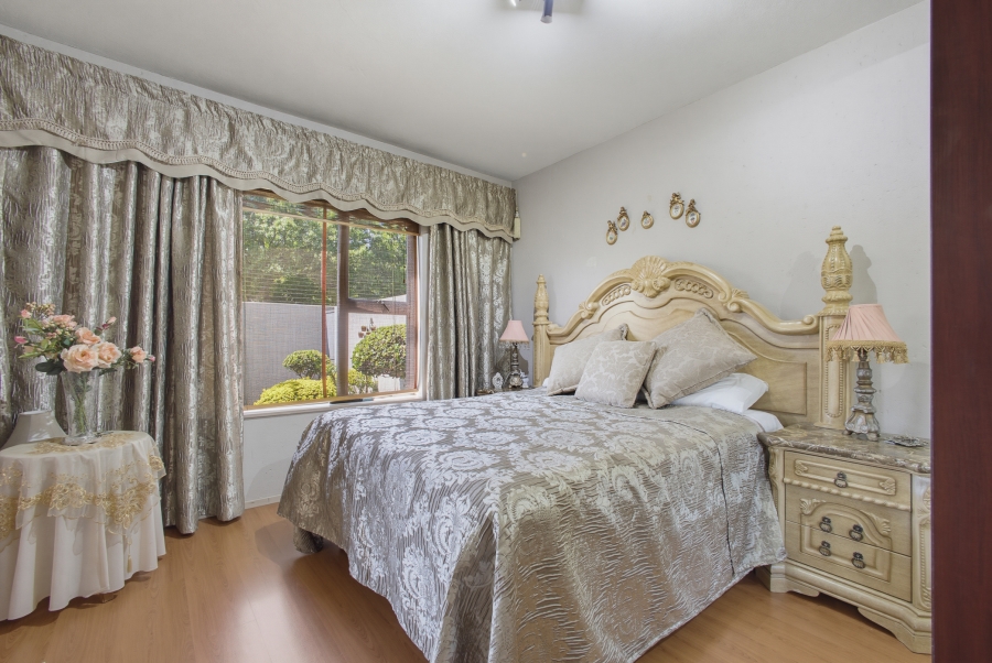 2 Bedroom Property for Sale in Hurlyvale Gauteng