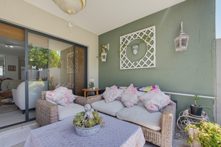 2 Bedroom Property for Sale in Hurlyvale Gauteng