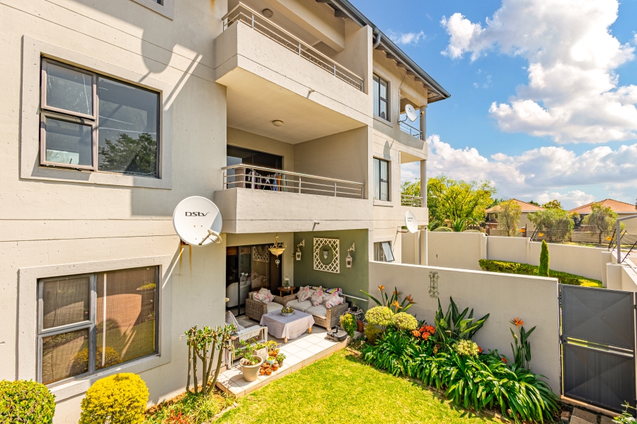 2 Bedroom Property for Sale in Hurlyvale Gauteng