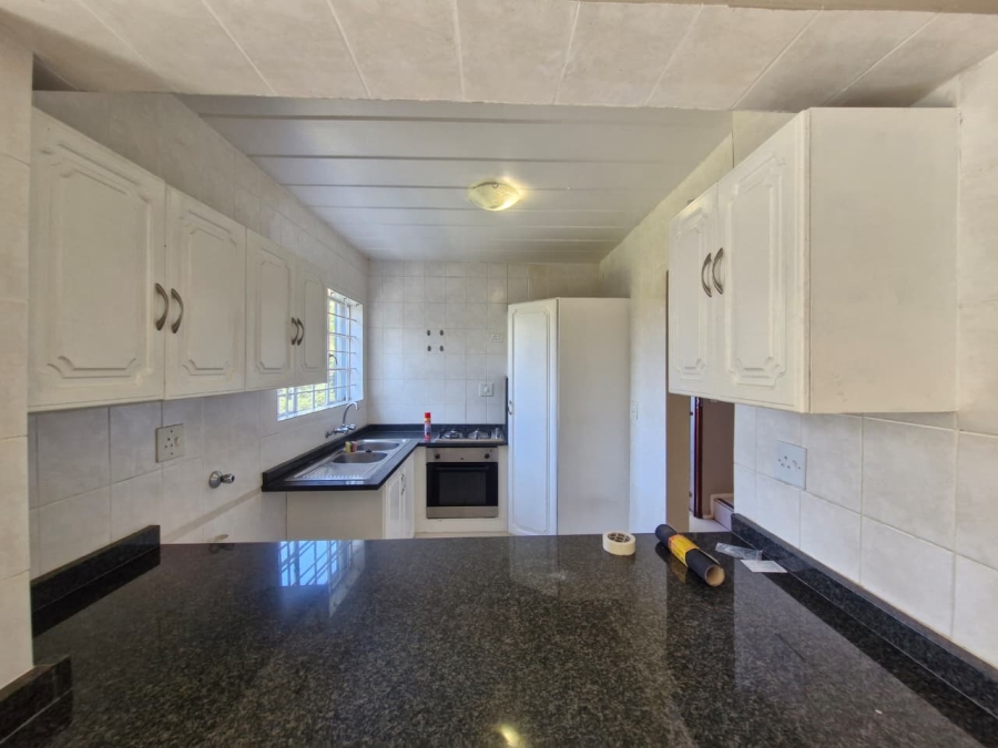To Let 3 Bedroom Property for Rent in Roodepoort Gauteng