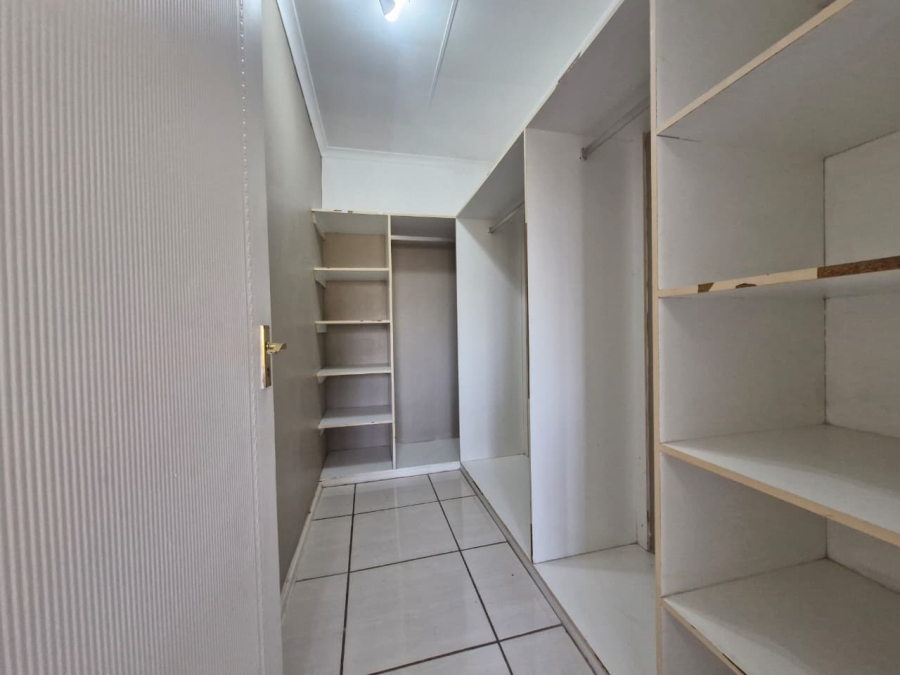 To Let 3 Bedroom Property for Rent in Roodepoort Gauteng