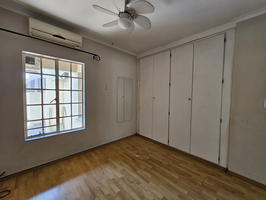To Let 4 Bedroom Property for Rent in Eldoraigne Gauteng