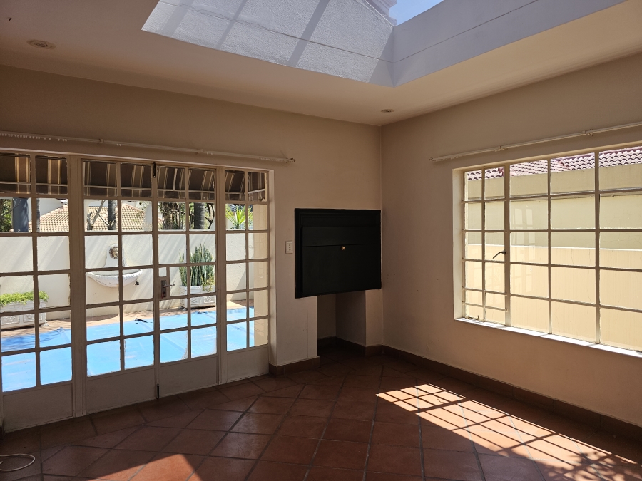 To Let 4 Bedroom Property for Rent in Eldoraigne Gauteng
