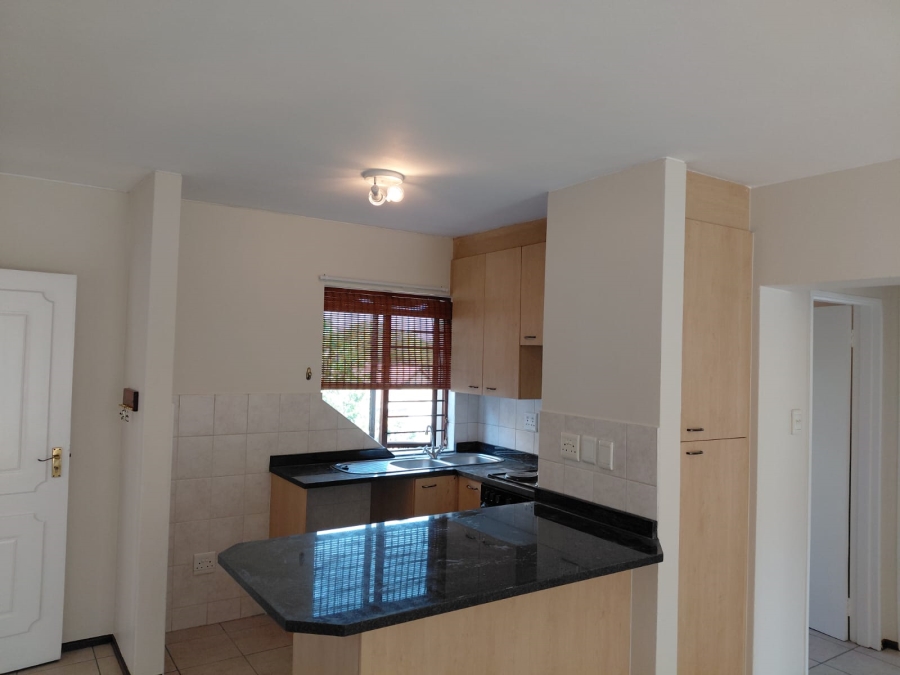To Let 2 Bedroom Property for Rent in Bryanston Gauteng