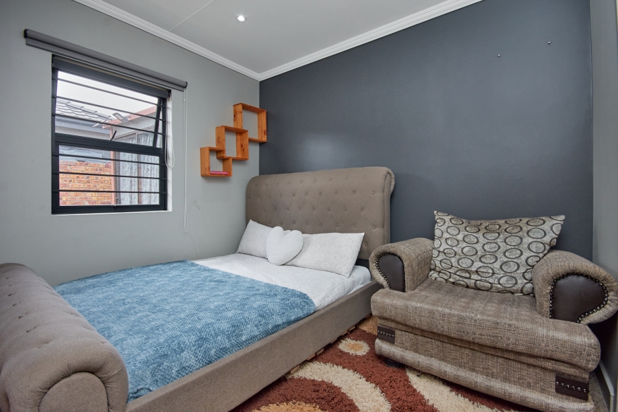 3 Bedroom Property for Sale in Lion Pride Gauteng