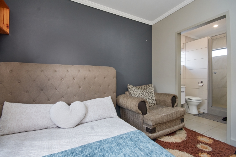 3 Bedroom Property for Sale in Lion Pride Gauteng