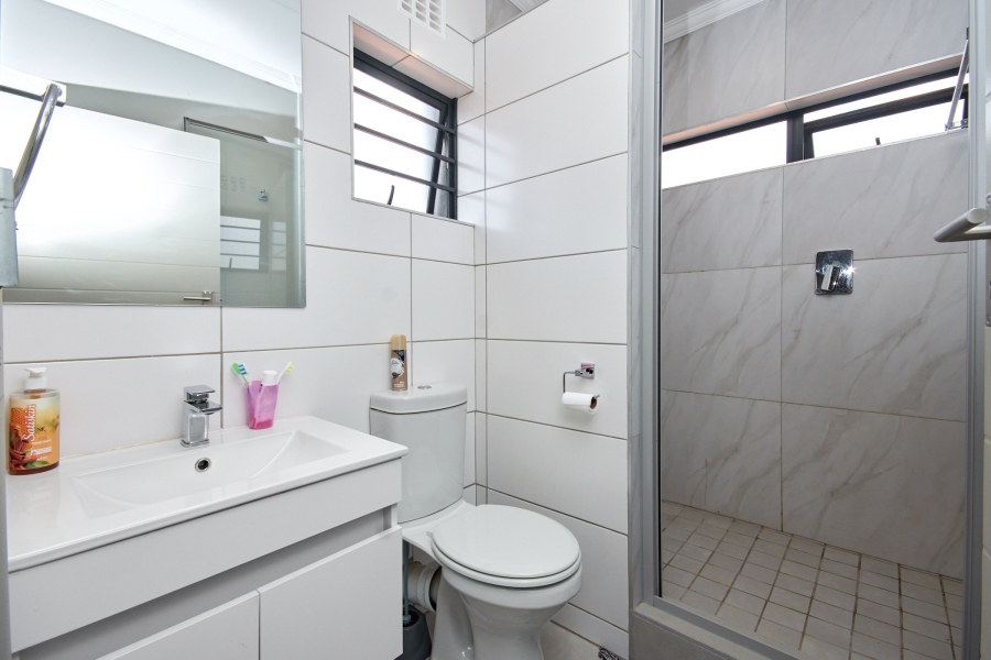 3 Bedroom Property for Sale in Lion Pride Gauteng
