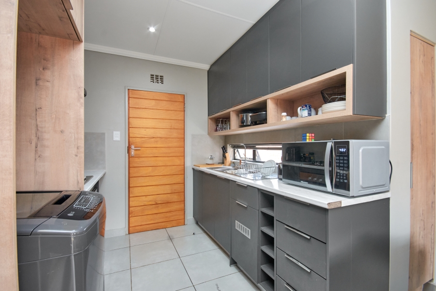3 Bedroom Property for Sale in Lion Pride Gauteng