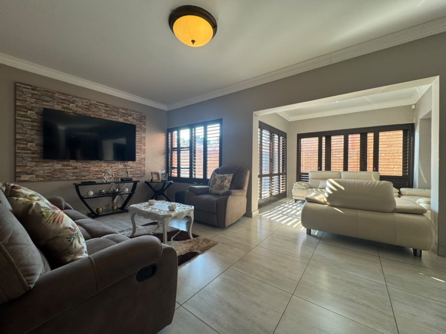 3 Bedroom Property for Sale in Bartlett Gauteng