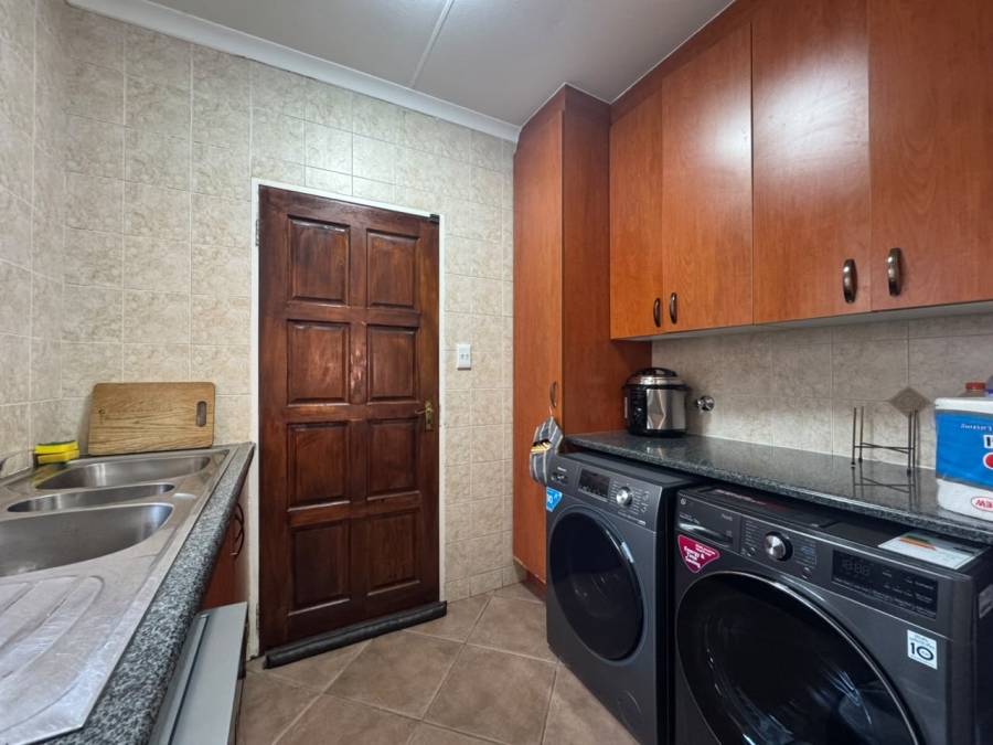 3 Bedroom Property for Sale in Bartlett Gauteng