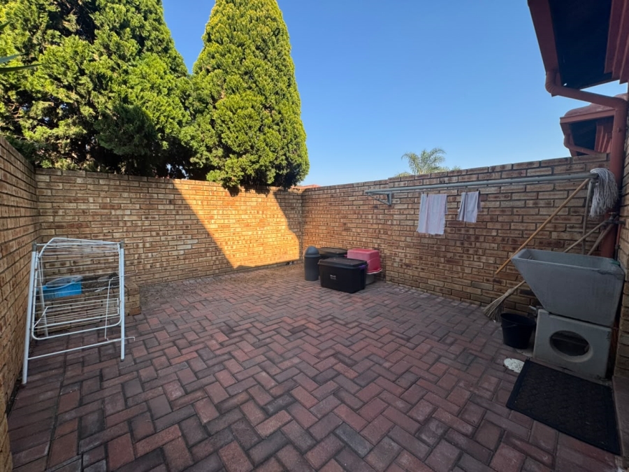 3 Bedroom Property for Sale in Bartlett Gauteng