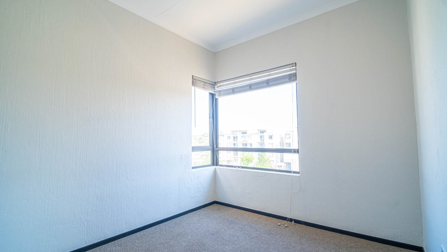 To Let 3 Bedroom Property for Rent in Broadacres Gauteng