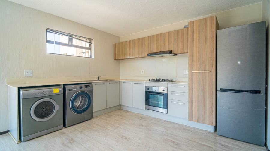 To Let 3 Bedroom Property for Rent in Broadacres Gauteng