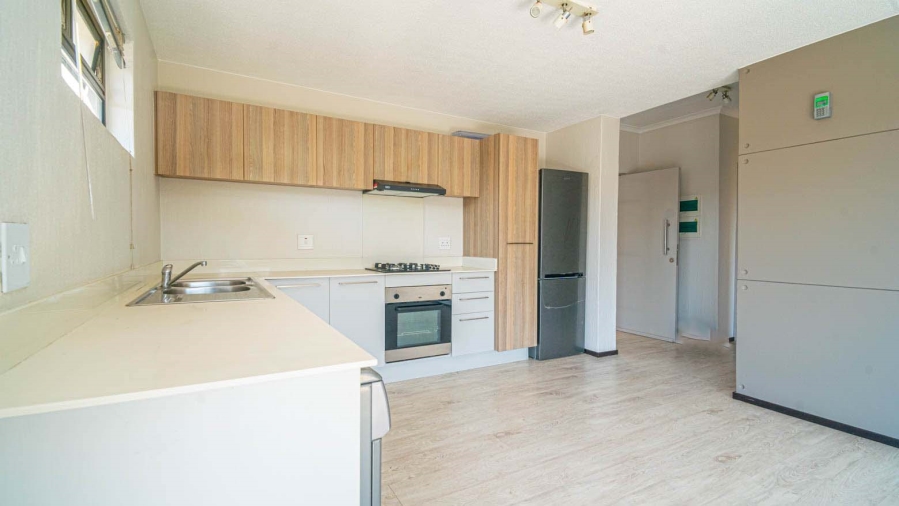 To Let 3 Bedroom Property for Rent in Broadacres Gauteng