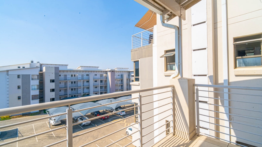 To Let 3 Bedroom Property for Rent in Broadacres Gauteng