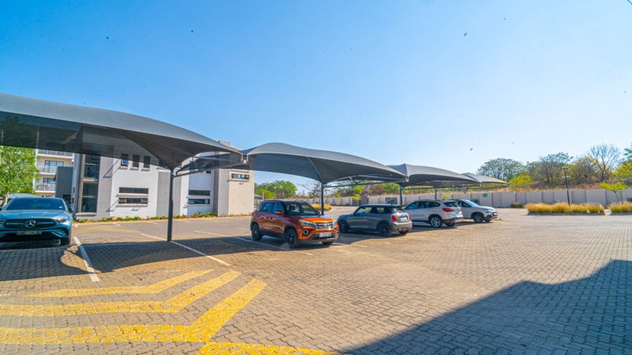 To Let 3 Bedroom Property for Rent in Broadacres Gauteng