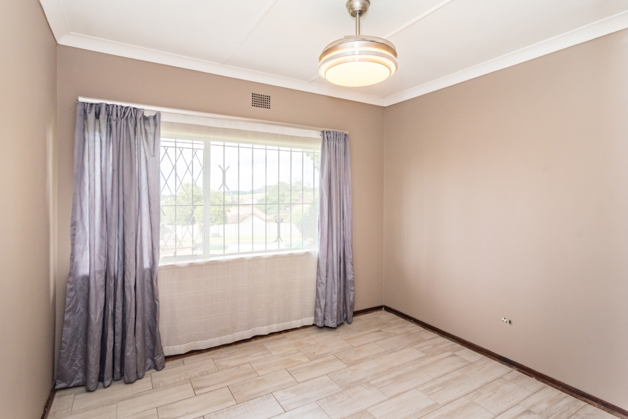 Commercial Property for Sale in Florida Hills Gauteng