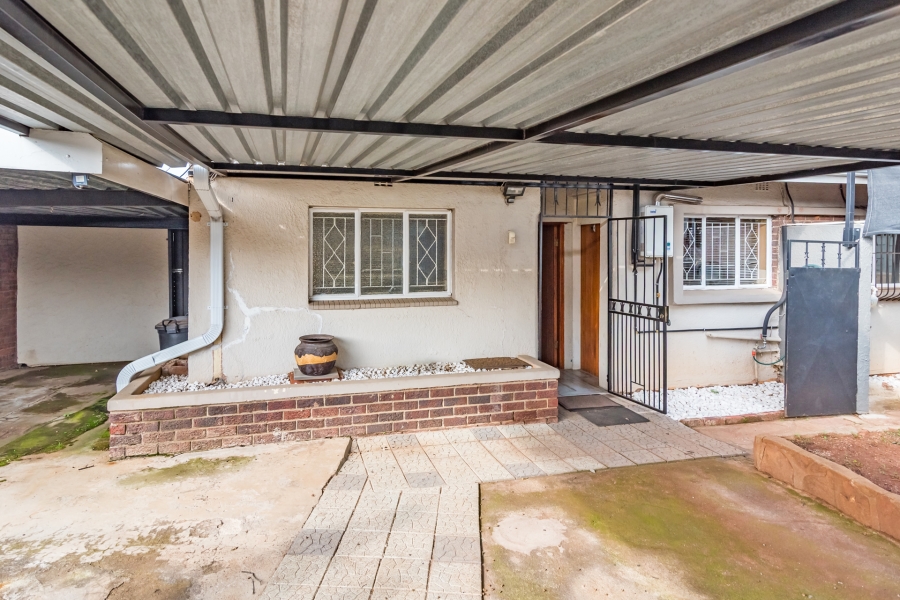 Commercial Property for Sale in Florida Hills Gauteng
