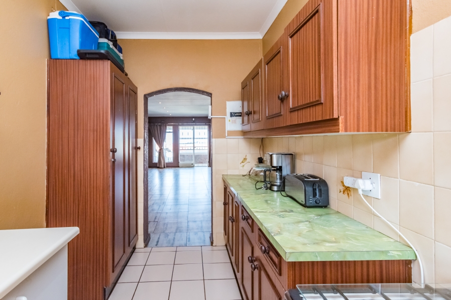 Commercial Property for Sale in Florida Hills Gauteng