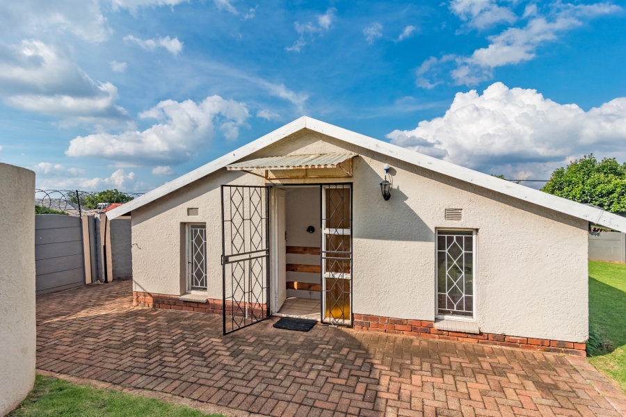Commercial Property for Sale in Florida Hills Gauteng
