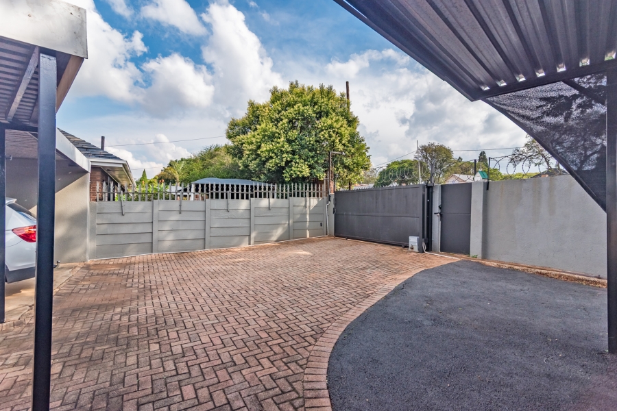 Commercial Property for Sale in Florida Hills Gauteng