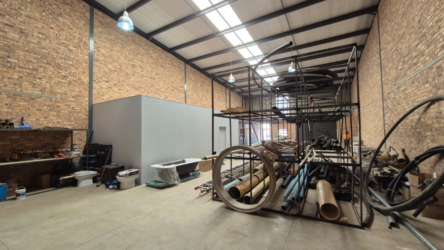 To Let Commercial Property for Rent in N4 Gateway Industrial Park Gauteng
