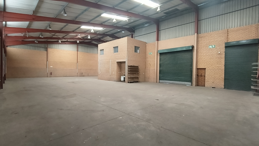To Let Commercial Property for Rent in Rooihuiskraal Gauteng