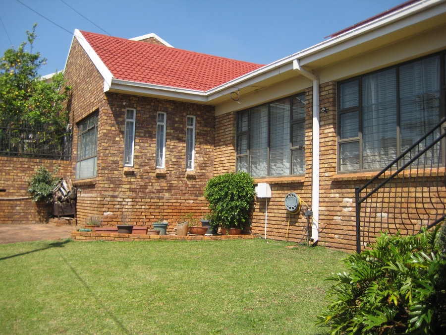5 Bedroom Property for Sale in Wonderboom Gauteng