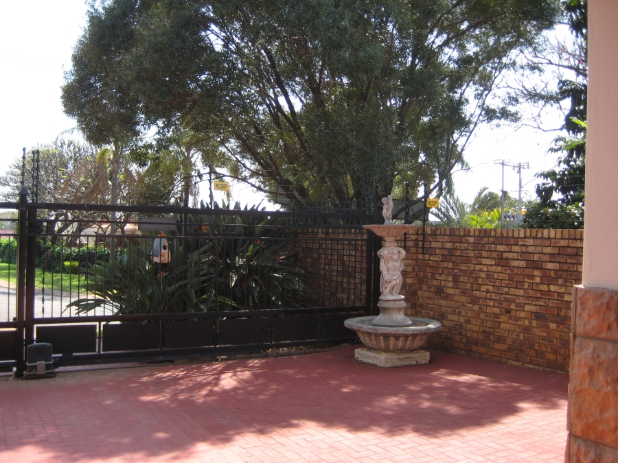 5 Bedroom Property for Sale in Wonderboom Gauteng