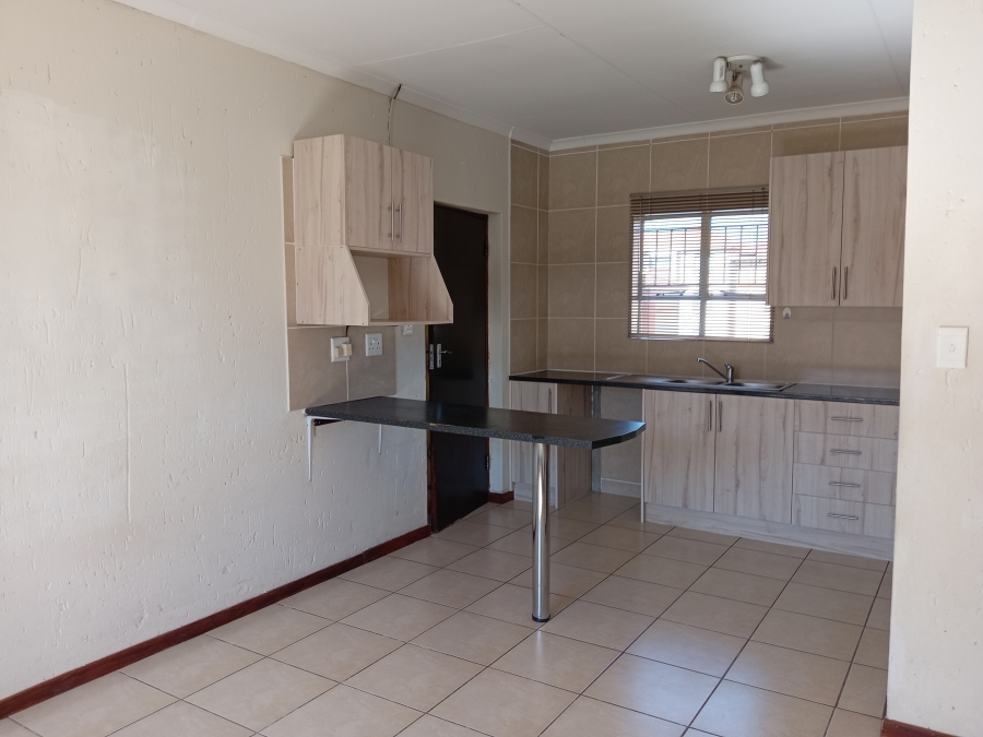 2 Bedroom Property for Sale in Aeroton Gauteng