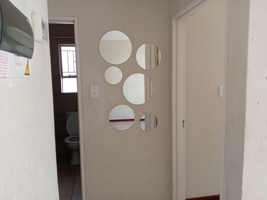 2 Bedroom Property for Sale in Aeroton Gauteng