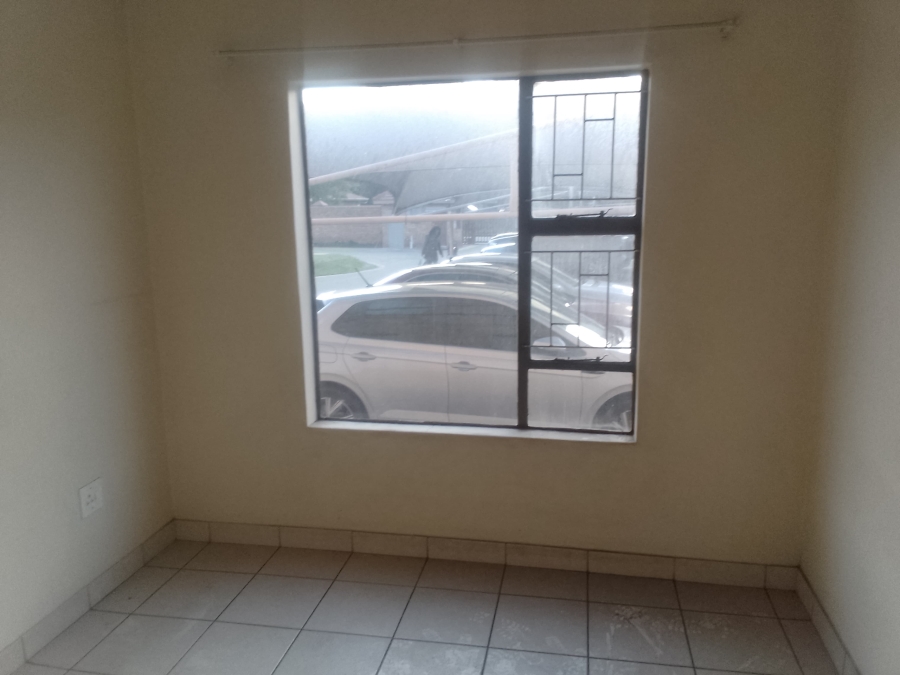 To Let 1 Bedroom Property for Rent in Vanderbijlpark CW 5 Gauteng