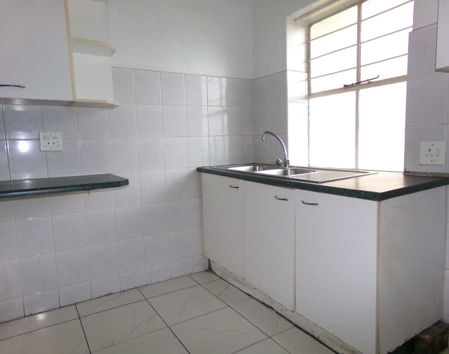 To Let 2 Bedroom Property for Rent in Horizon View Gauteng