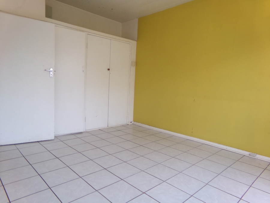 To Let 2 Bedroom Property for Rent in Horizon View Gauteng
