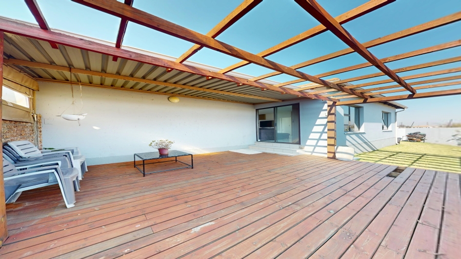2 Bedroom Property for Sale in Parkrand Gauteng
