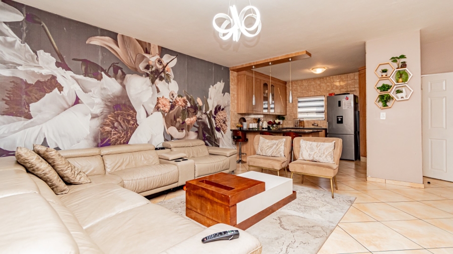3 Bedroom Property for Sale in Elandshaven Gauteng